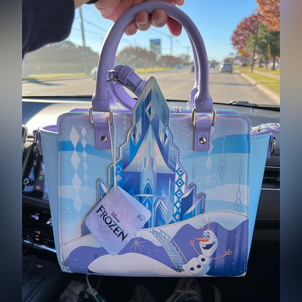 New Loungefly Disney Frozen Princess Elsa Castle Crossbody Bag